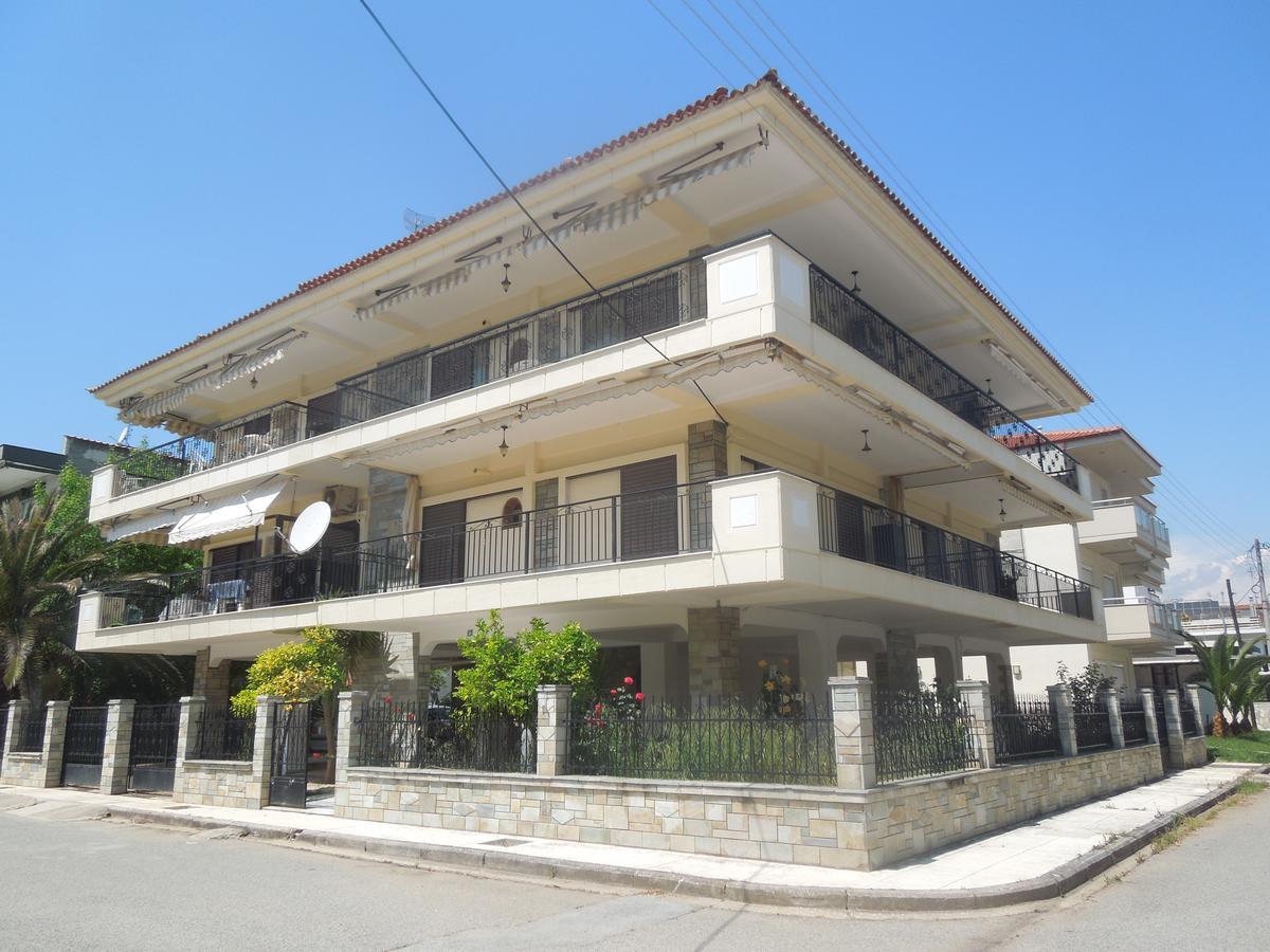 Sunshine Apartment パラリア・ディオニショウ エクステリア 写真